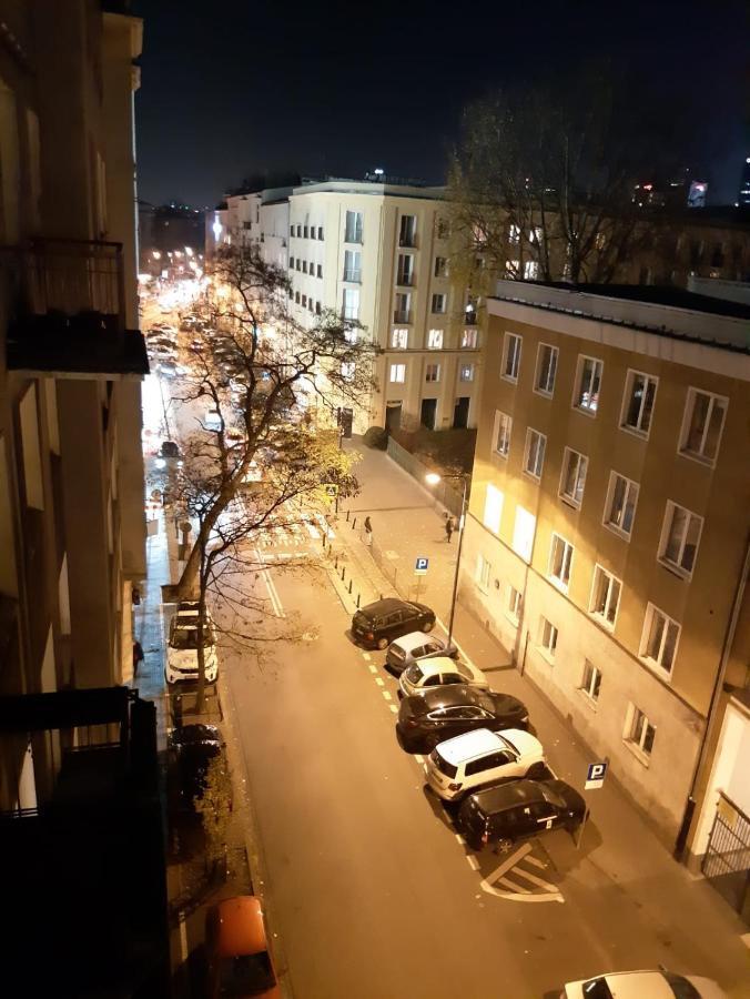 Rooms In Centrum Варшава Экстерьер фото